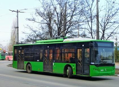 Харьковские троллейбусы не выехали на маршруты из-за непогоды