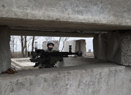В Харькове начали строить защитные опорные пункты