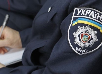 Милиция расследует поджог автомобиля волонтера на Салтовке