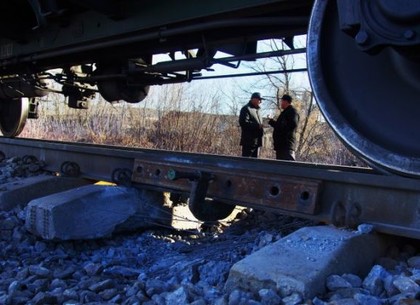 На подконтрольной боевикам территории пытались подорвать поезд