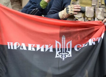 В «Правом секторе» заявили, что их базу окружила украинская армия