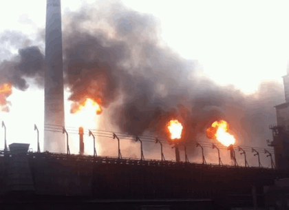 Авдеевский коксохимический завод остановился после артобстрела