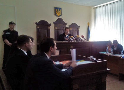Суд отклонил отвод Изовитовой прокурора. Адвокат Гунченко заявил свой отвод Ганилову