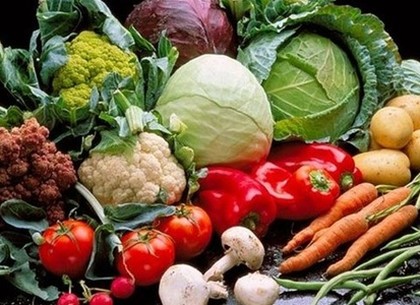 Цены на сезонные овощи и фрукты пошли вниз