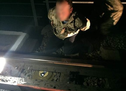 СБУ поймала диверсанта, который хотел взорвать военный поезд под Купянском (ВИДЕО, ФОТО)