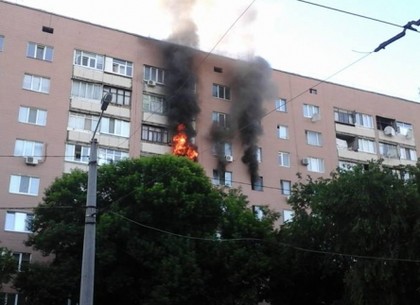 В центре Харькова горела многоэтажка: эвакуировали 15 человек
