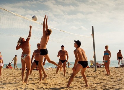 Интернациональный турнир по пляжному волейболу пройдет в парке Горького