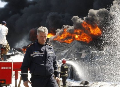 Угрозы взрыва на нефтебазе под Киевом больше нет - ГСЧС