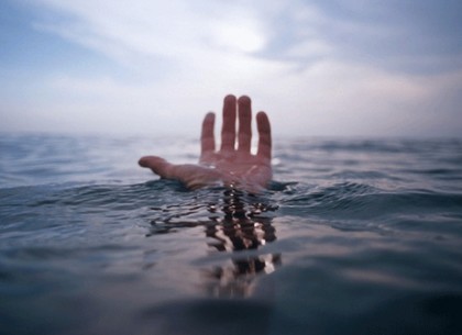 Четыре человека утонули за прошлые сутки в водоемах Харьковщины