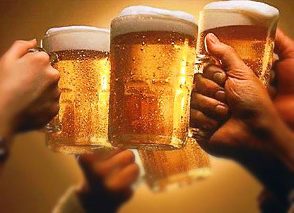 С сегодняшнего дня пиво - алкоголь: предприниматели Харькова оформляют дорогие лицензии