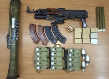 СБУ ликвидировало арсенал оружия, предназначенный «харьковским партизанам» (ФОТО)