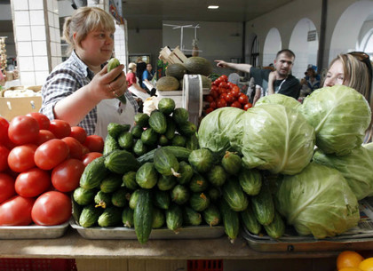 В Харькове рухнули цены на сезонные овощи и фрукты - облстат