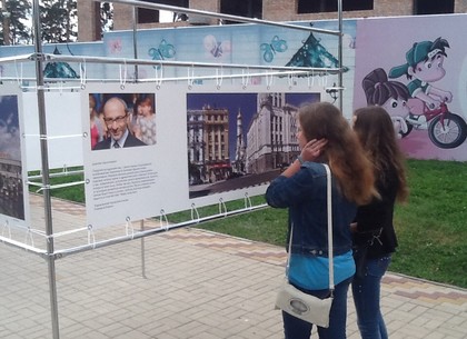 В парке Горького открылась выставка с уникальными фотографиями Харькова