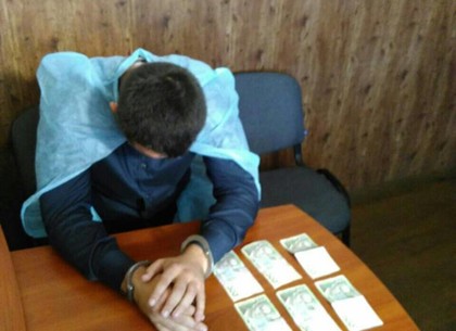 Харьковский врач, который требовал три тысячи за «отмазку» призывника от армии, оказался депутатом