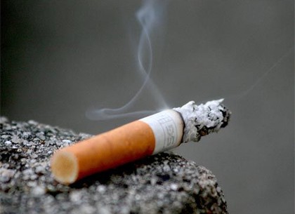 Двое вымогателей пытали зажженными сигаретами харьковчанина, который задолжал 150 гривен