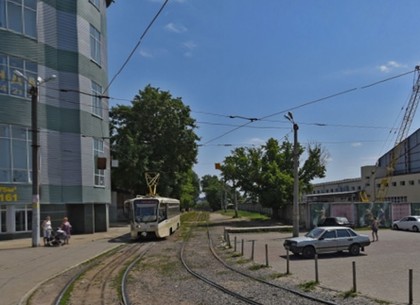 С улицы Академика Павлова выдворят трамваи