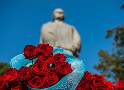 День партизанской славы в Харькове: на Мемориале Славы возложили цветы