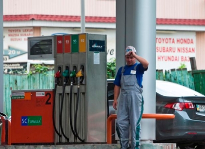 АЗС неоправданно завышают цены на бензин – АМКУ