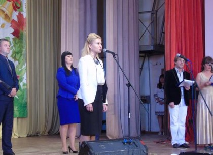 Светличная поздравила педагогов Краснокутского района с Днем работника образования (ВИДЕО)