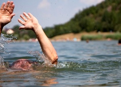 Смерть на воде на Харьковщине: тело утопленника выловили через пять дней