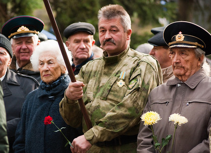 Возложение цветов по случаю Дня защитника Украины