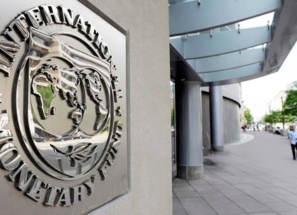 МВФ ультимативно грозит приостановить программу финансирования Украины