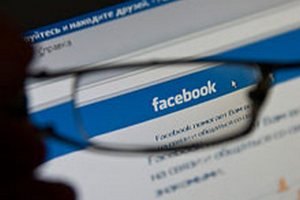 В Facebook появилась возможность поиска по записям