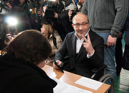 Кернес принял участие в голосовании: Я и моя команда выиграем выборы в Харькове (ФОТО, ВИДЕО)