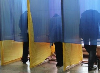 «Семейное» голосование и агитация на участках - новые данные о выборах на Харьковщине от КИУ