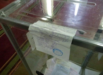 На одном из избирательных участков на Салтовке пропал свет во время подсчета голосов