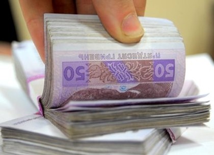 Что происходит с зарплатой украинца