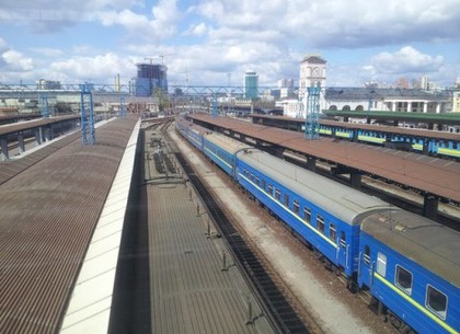 Из-за взрывов в Сватово меняется маршрут поездов на Харьков