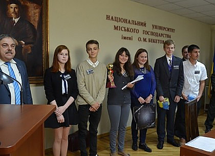 Изобретательные школьники Харькова получили по заслугам