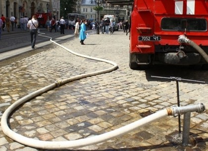 В Харькове отремонтировали около тысячи пожарных гидрантов