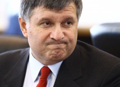 Аваков бросил в Саакашвили стаканом на встрече с Порошенко