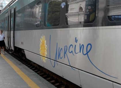 «Укрзалiзниця» пустила поезда в Румынию