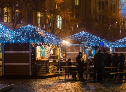 В субботу на площади Свободы заработает новогодняя ярмарка с ресторанной кухней