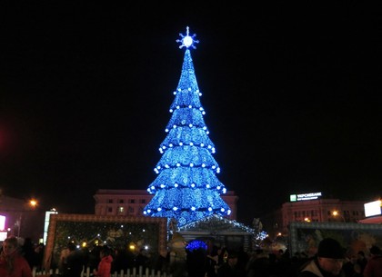 Открытие елки на площади Свободы
