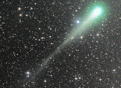 Сегодня ночью комета «Каталина» максимально сблизится с Землей