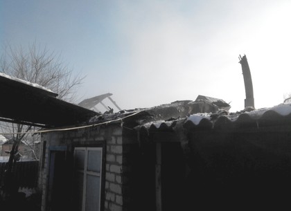 Под Харьковом горела летняя кухня. Мужчина получил ожоги