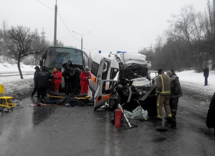 В больницах остаются пятеро пострадавших в ДТП на Салтовке