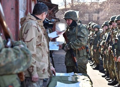 Батальон «Харьков» наградили за оборону Мариуполя (ФОТО)