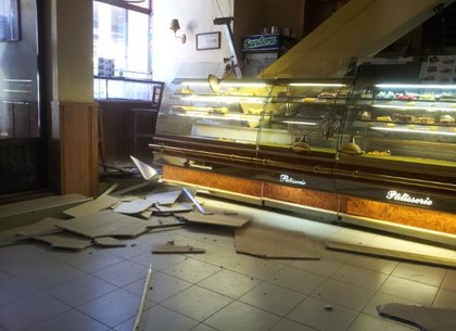 В кофейне на Пушкинской рухнул потолок (ФОТО)