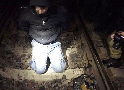 Бывший милиционер пытался взорвать поезд под Харьковом (ФОТО)