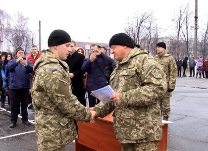 В ХПИ выпустили танкистов и военных химиков (ФОТО)