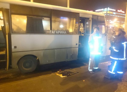 На проспекте Гагарина загорелась маршрутка (ФОТО)