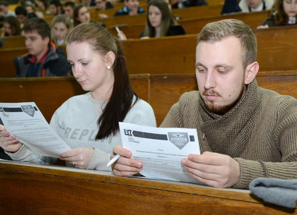 Харьковские студенты все ближе к поездке в Фарнборо