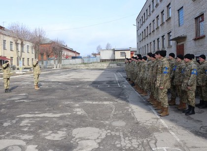 На Харьковщине встречали дембелей четвертой волны мобилизации (ФОТО)