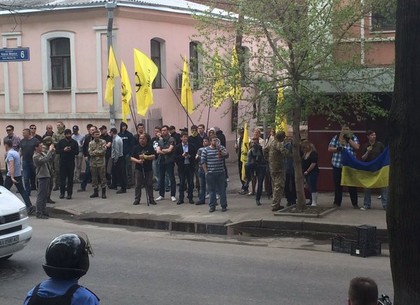 В Харькове произошла стычка после форума «Оппозиционного блока» (ФОТО, ВИДЕО)