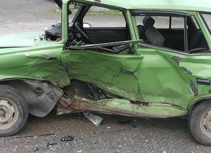 В ДТП на Салтовском шоссе пострадали четыре человека (ФОТО)